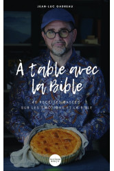 A table avec la bible