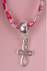 Collier liberty rose croix ronde